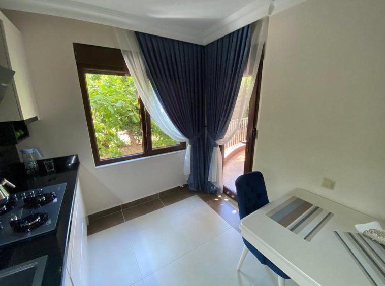 id1043a-apartment-with-three-bedrooms-and-a-separate-kitchen-in-a-residential-complex-kadipasa-district (21)