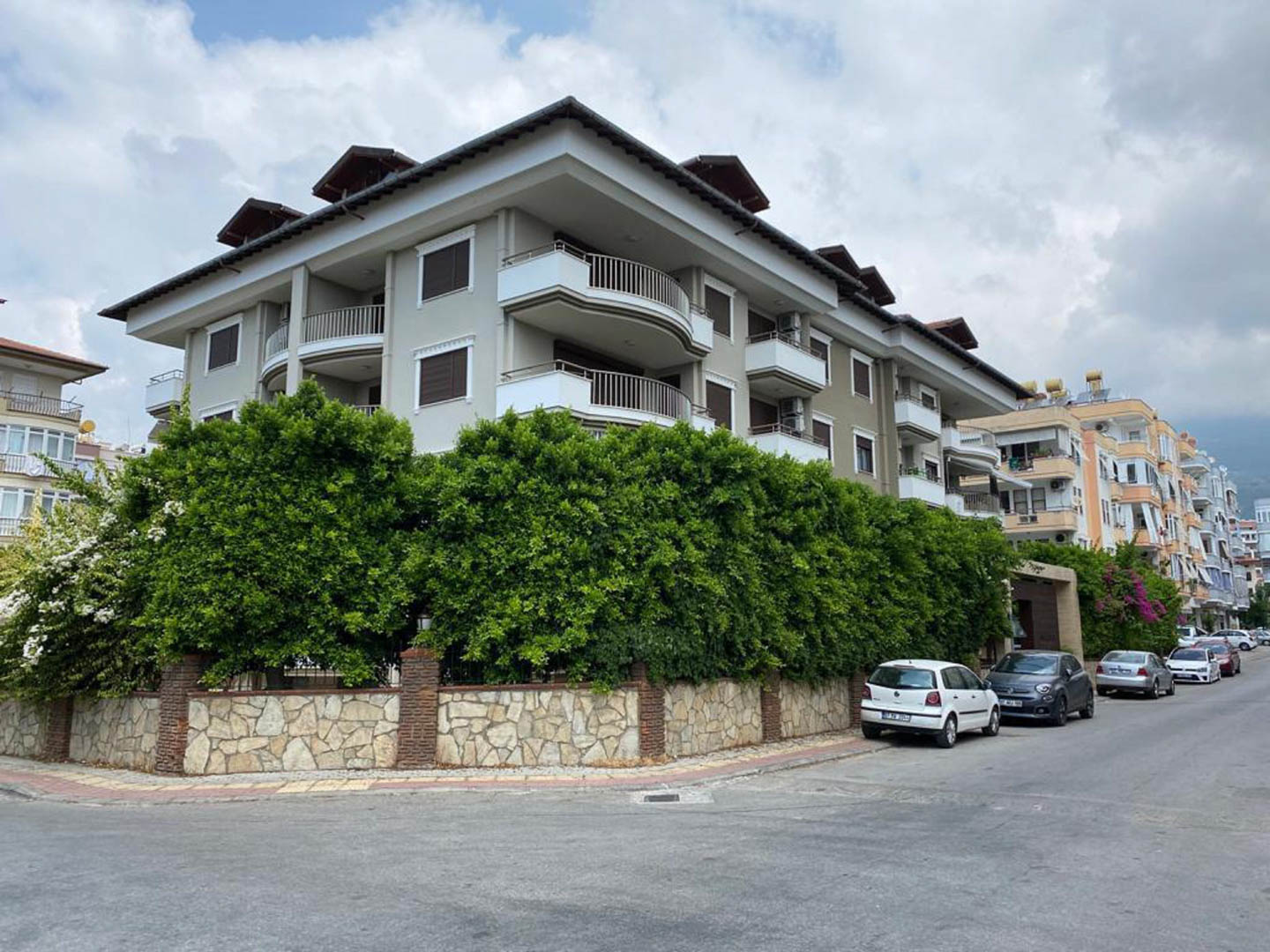 id1043a-apartment-with-three-bedrooms-and-a-separate-kitchen-in-a-residential-complex-kadipasa-district (9)