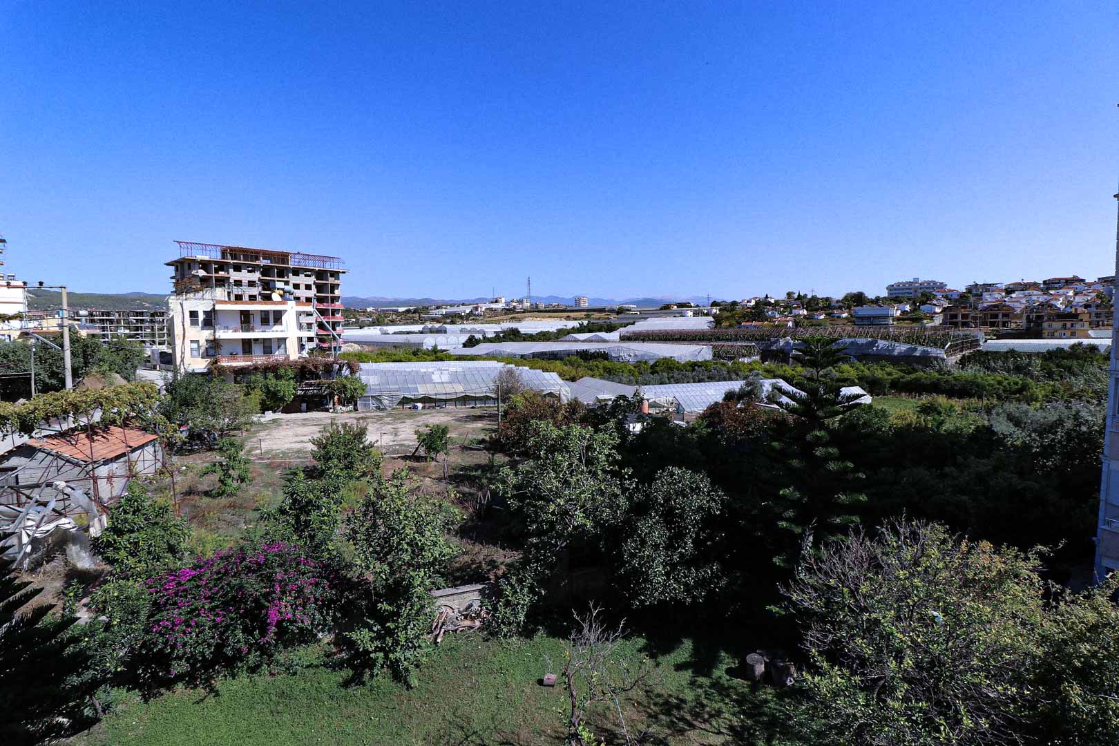 id1050a-furnished-apartment-with-mountain-views-in-an-ecologically-friendly-area-of-avsallar (16)