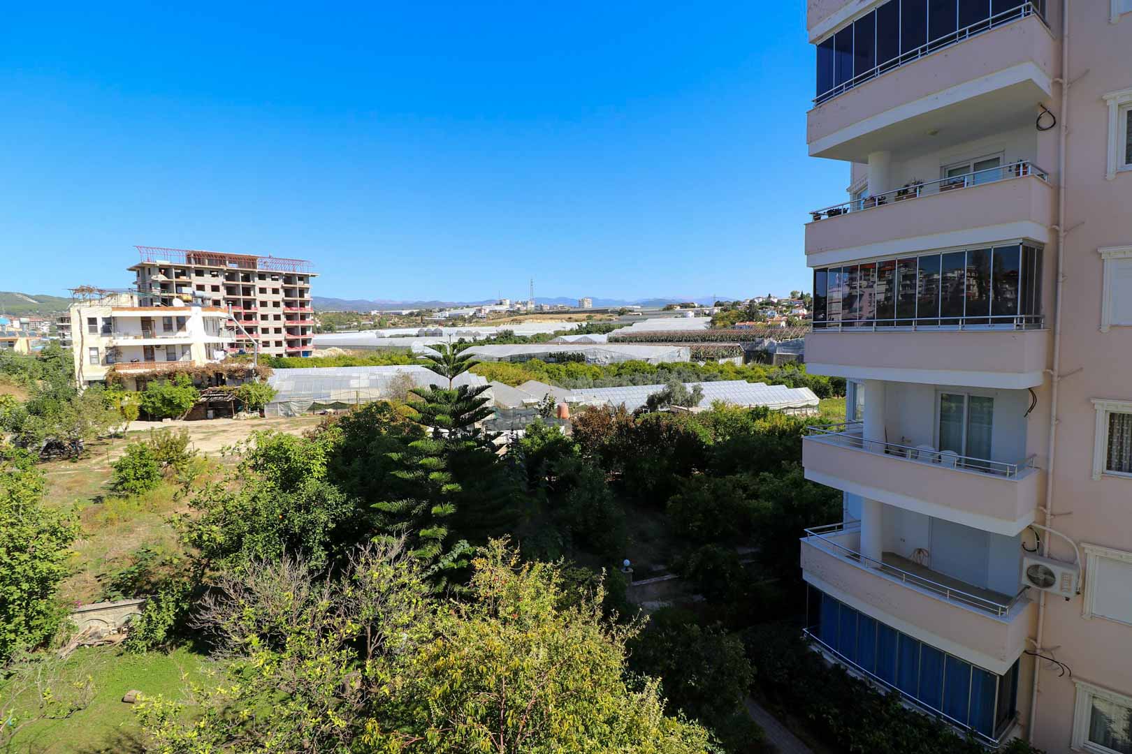 id1050a-furnished-apartment-with-mountain-views-in-an-ecologically-friendly-area-of-avsallar (19)