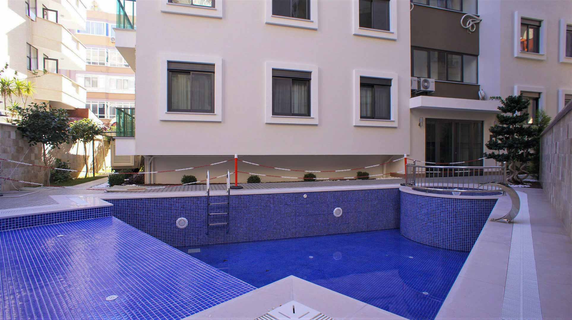 id1014-two-level-apartments-in-a-new-complex-on-the-first-coastline-cumhuriyet-district-22.jpg
