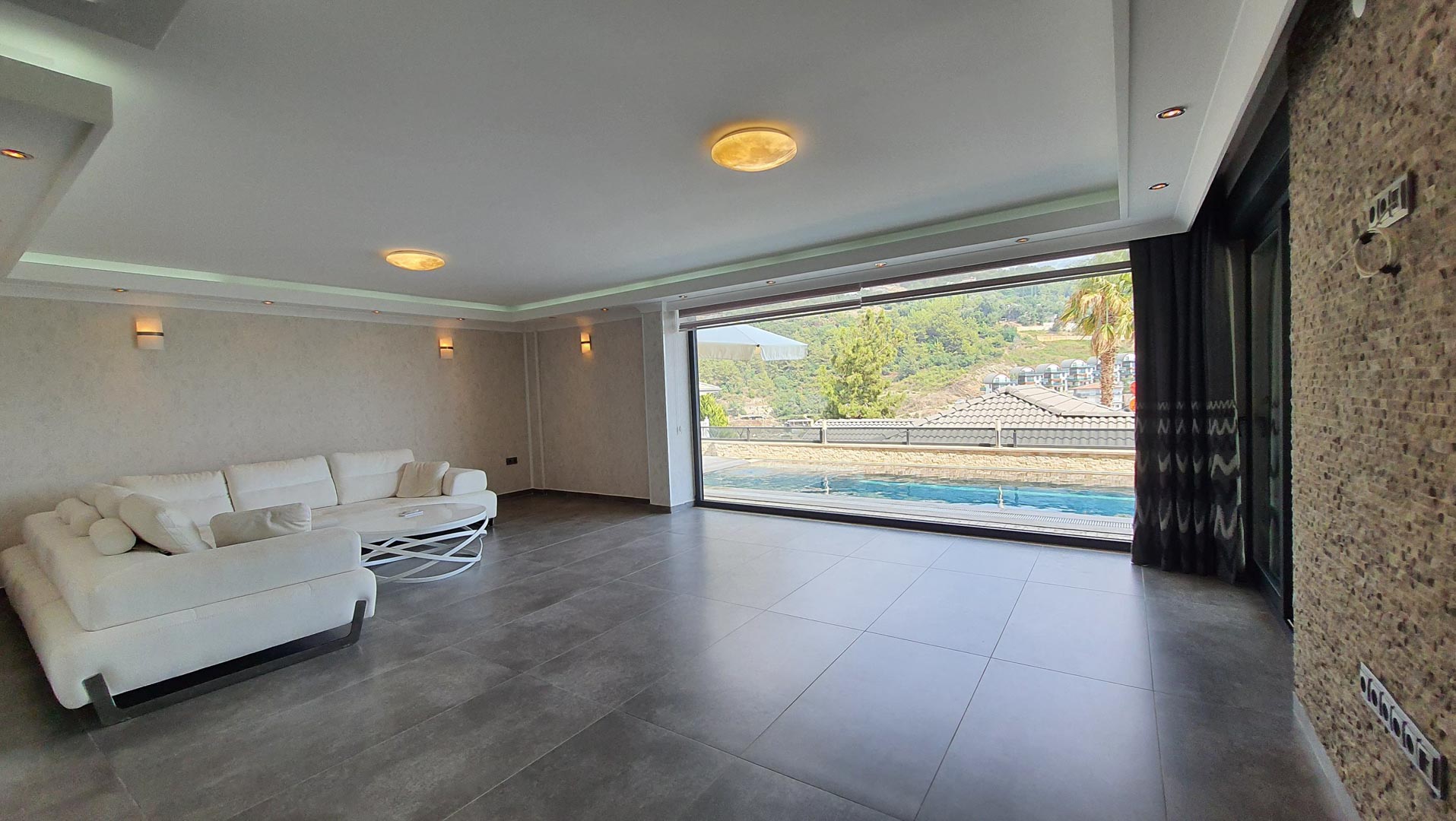 id1033-villa-11-with-vip-infrastructure-and-a-view-of-the-alanya-fortress (1)