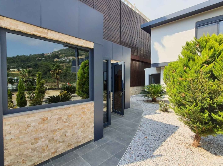 id1033-villa-11-with-vip-infrastructure-and-a-view-of-the-alanya-fortress (32)