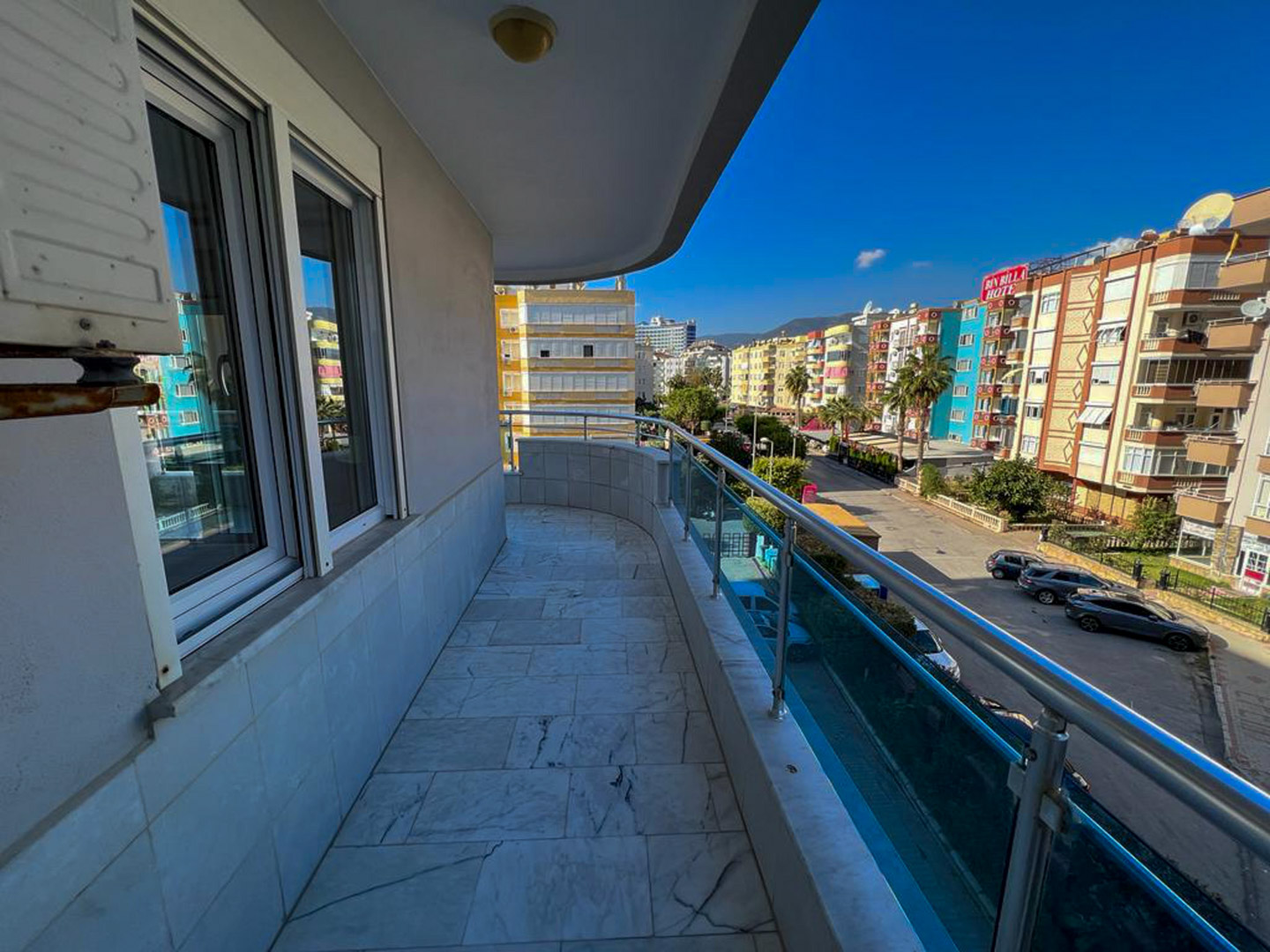 id1045-spacious-apartments-in-a-premium-complex-on-the-first-line-from-a-private-beach-in-tosmur-district (16)