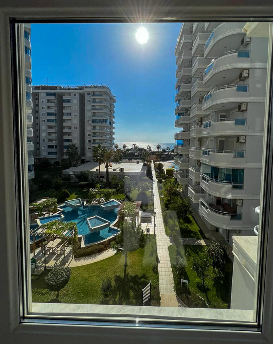 id1045-spacious-apartments-in-a-premium-complex-on-the-first-line-from-a-private-beach-in-tosmur-district (28)