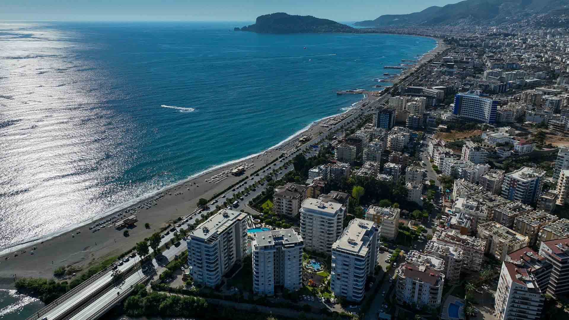 id1045-spacious-apartments-in-a-premium-complex-on-the-first-line-from-a-private-beach-in-tosmur-district-40.jpg