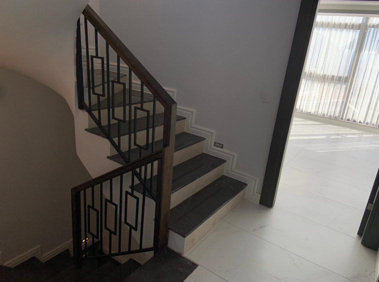 id1051-three-storey-villa-with-a-private-pool-and-a-panoramic-view-of-the-fortress-in-bektas-area (27)
