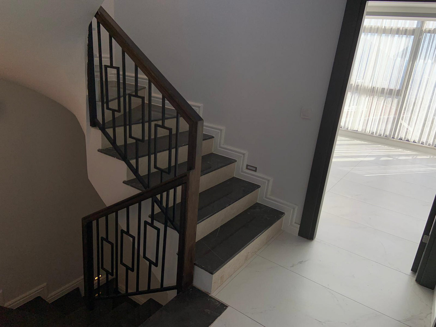id1051-three-storey-villa-with-a-private-pool-and-a-panoramic-view-of-the-fortress-in-bektas-area (27)