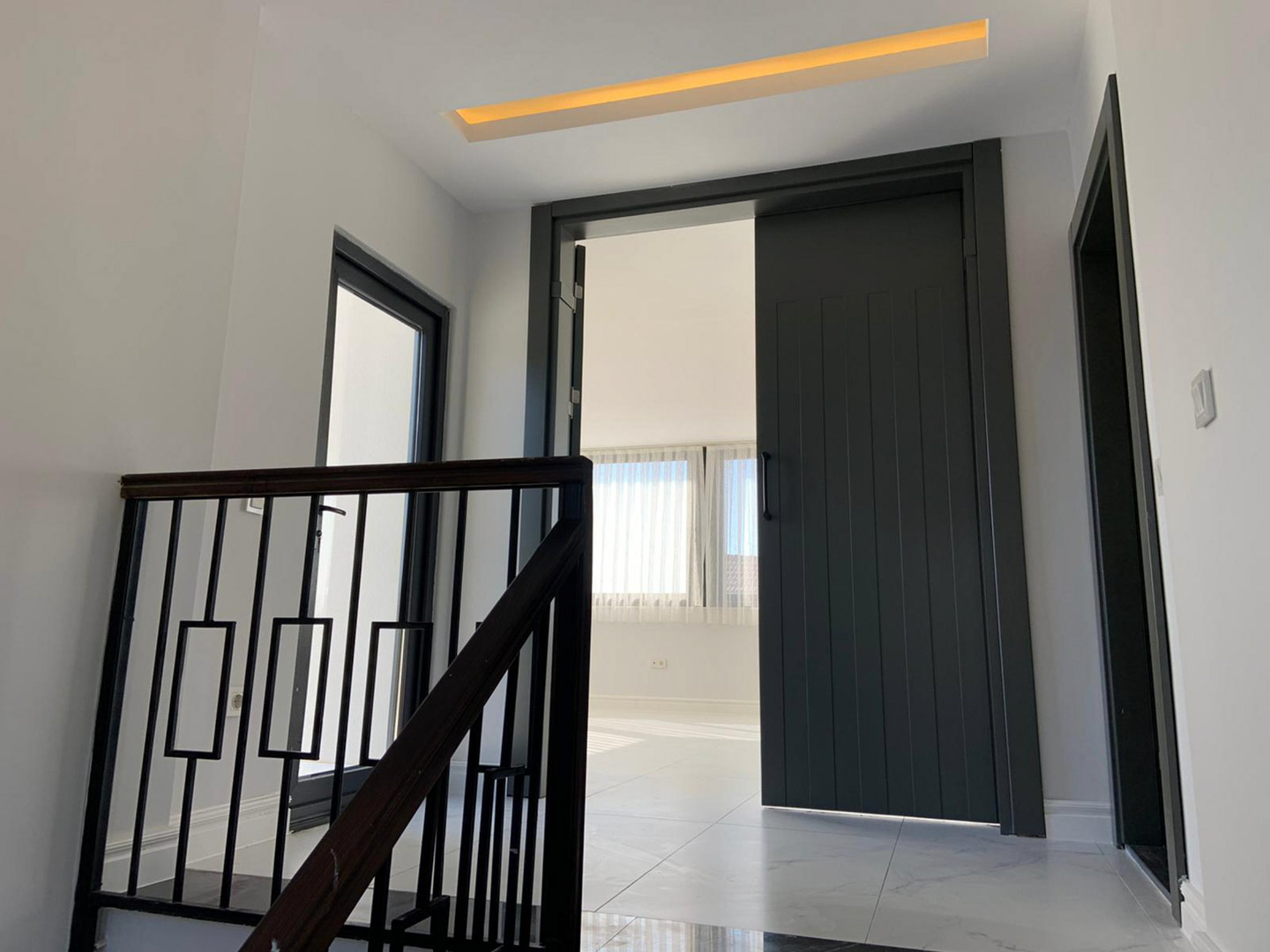 id1051-three-storey-villa-with-a-private-pool-and-a-panoramic-view-of-the-fortress-in-bektas-area (31)