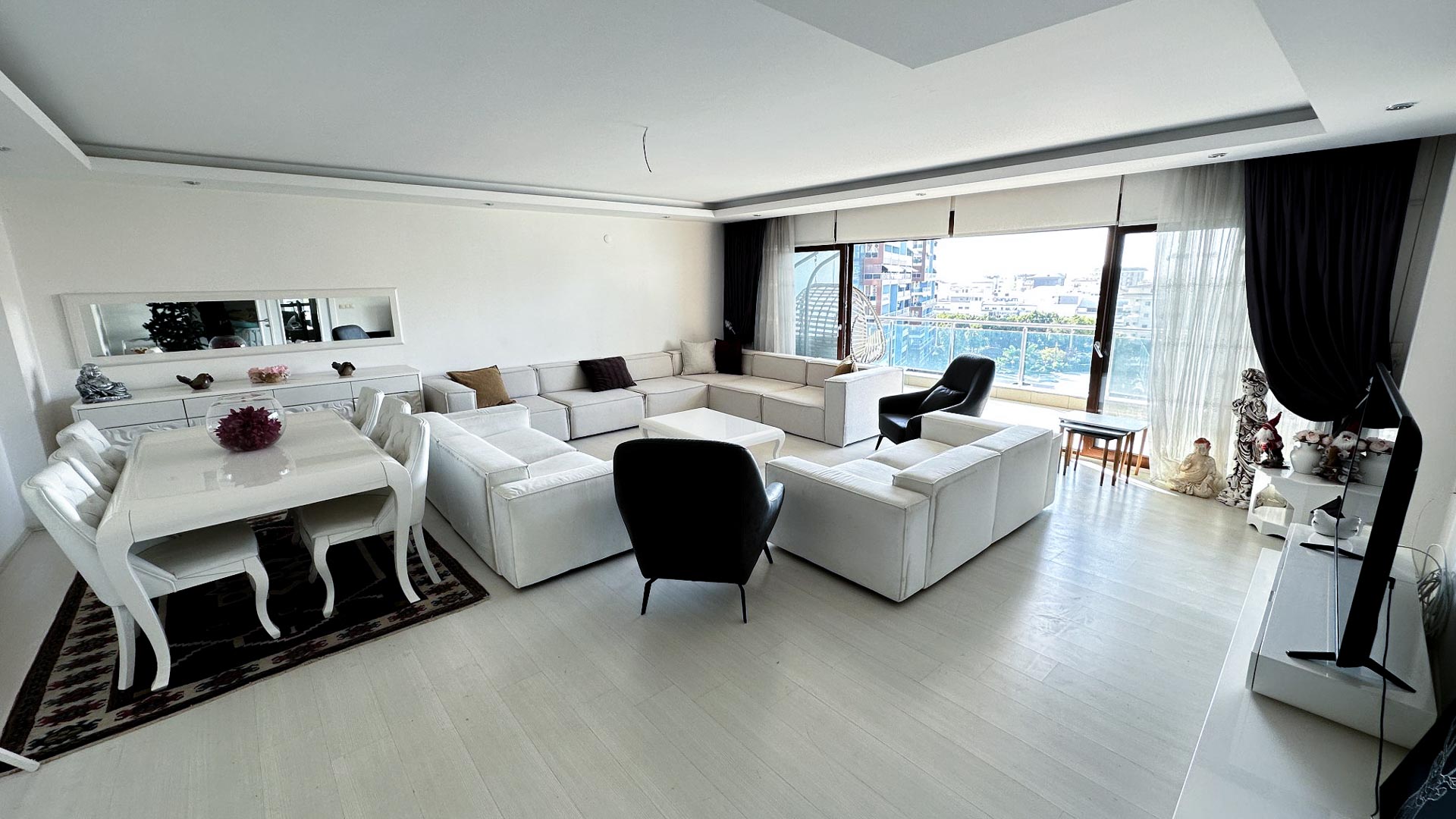id1076a-spacious-furnished-apartment-in-a-premium-class-complex-in-cikcili-district (3)