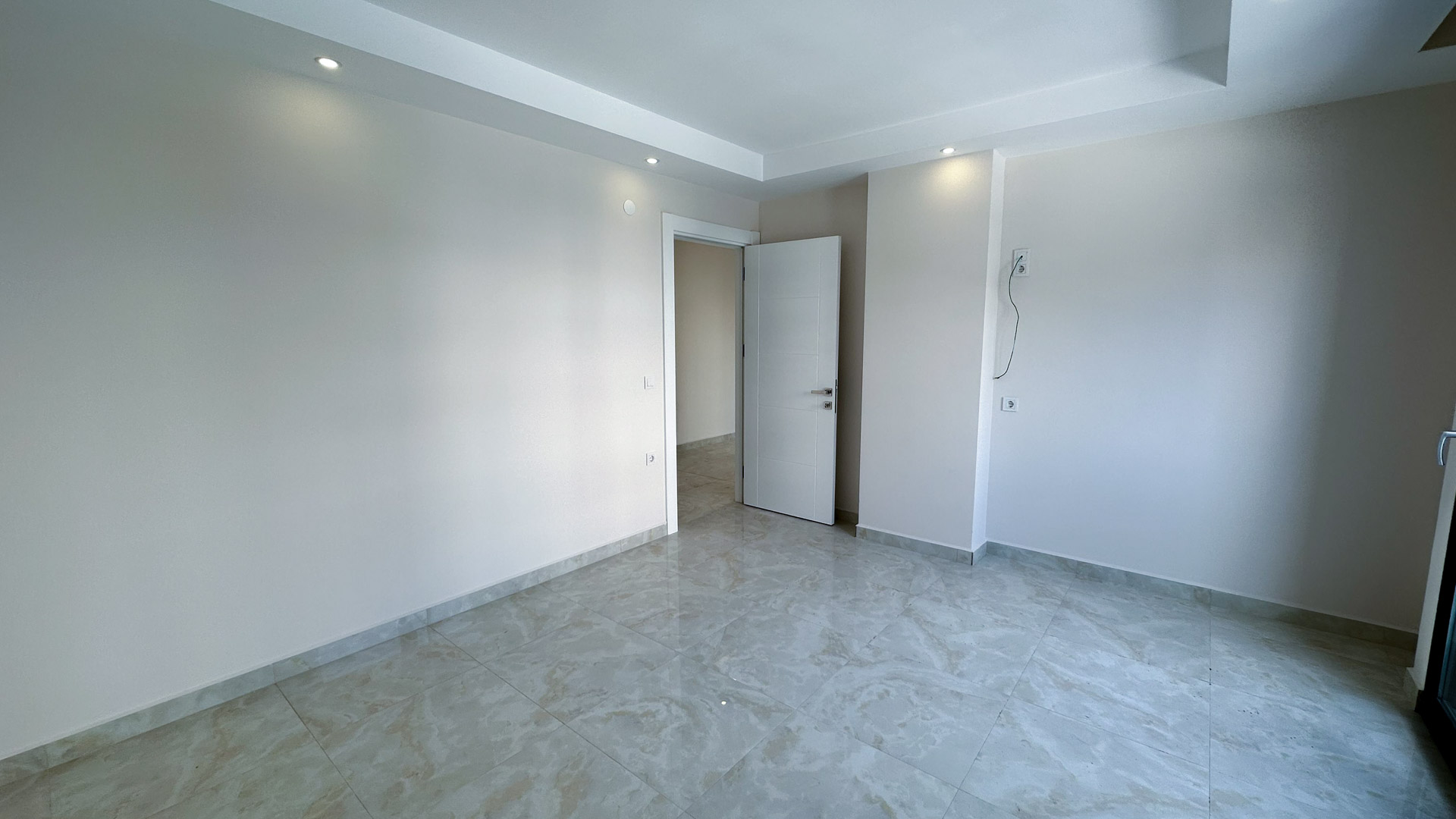 id1081a-apartments-only-200-meters-from-the-sea-mahmutlar-district (27)