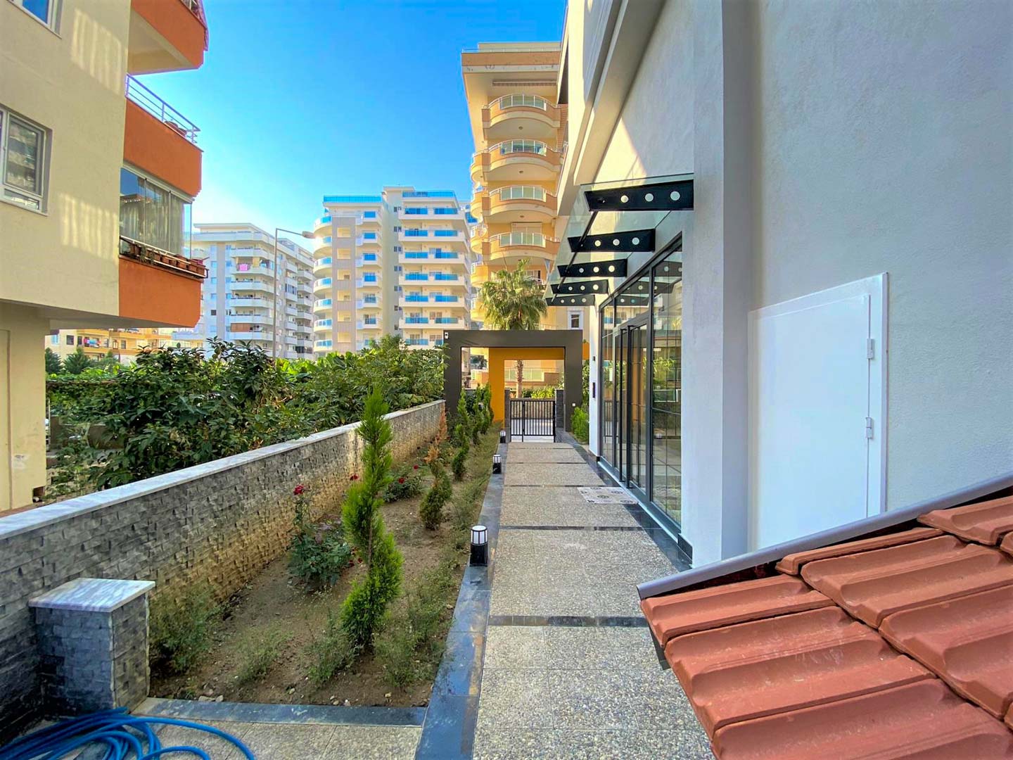 id1081a-apartments-only-200-meters-from-the-sea-mahmutlar-district (6)