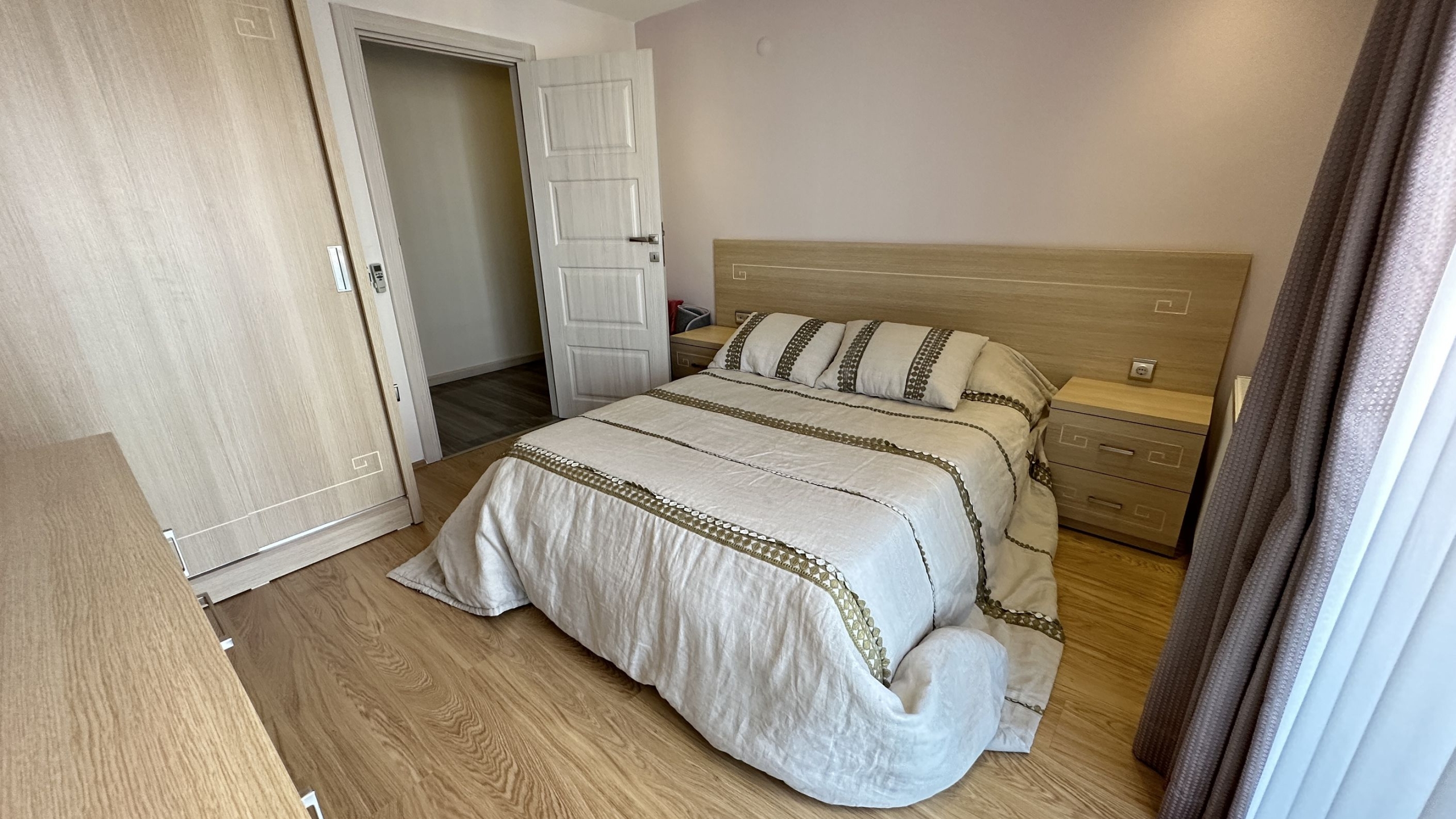 id1085а-spacious-apartments-with-sea-views-in-a-premium-class-complex-in-the-cikcilli-district (14)