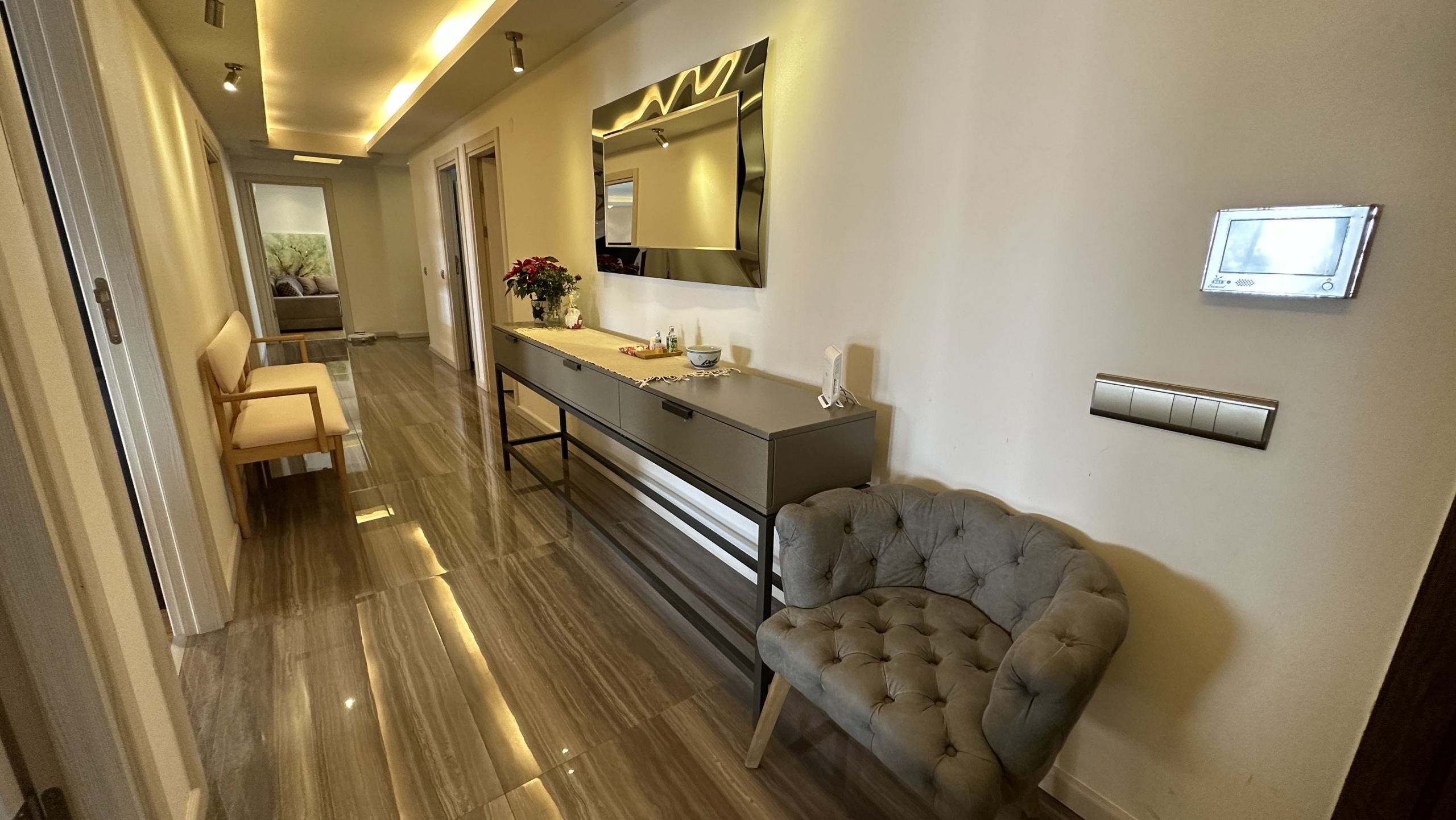 id1085а-spacious-apartments-with-sea-views-in-a-premium-class-complex-in-the-cikcilli-district (18)
