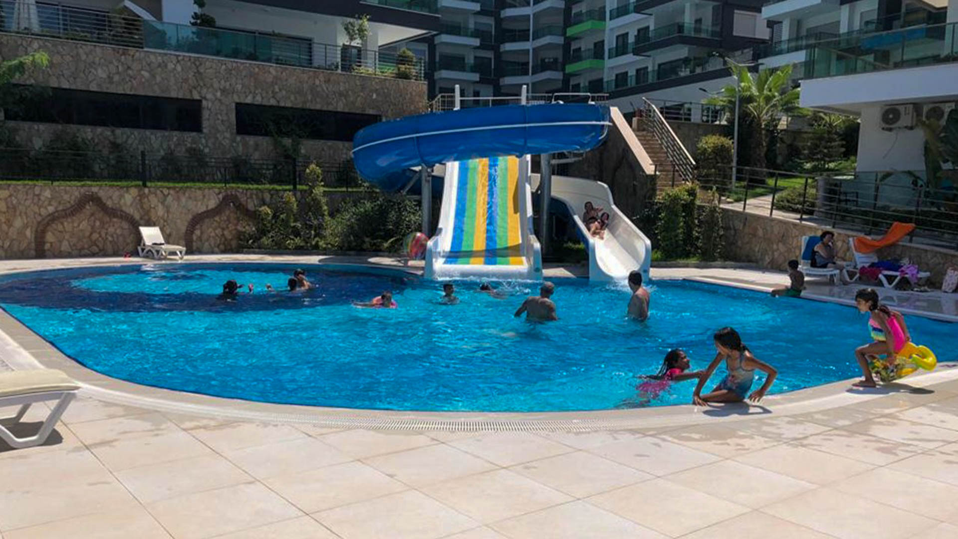 id1058-furnished-apartment-in-kargicak-area-with-sea-view (24)