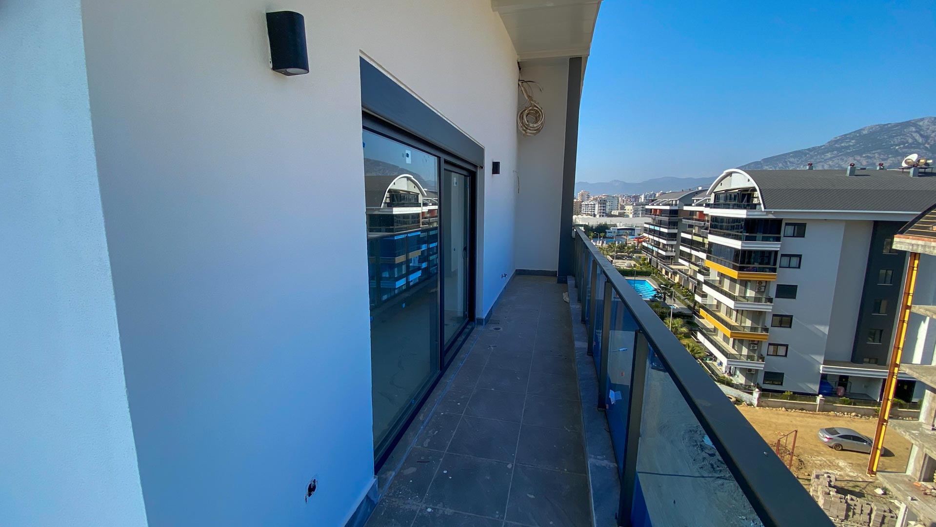 id1130a-two-level-apartment-with-sea-and-mountain-views-kargicak-area (6)
