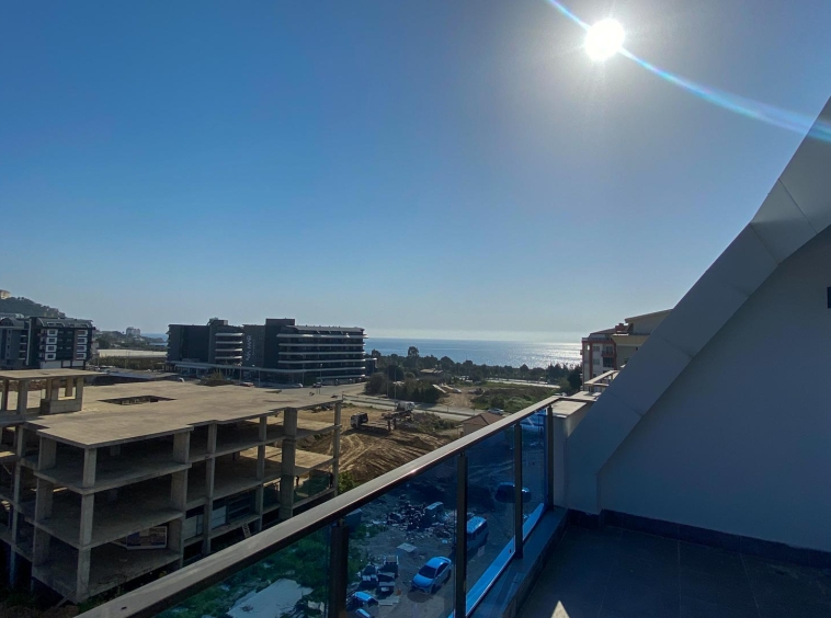 id1130a-two-level-apartment-with-sea-and-mountain-views-kargicak-area (7)