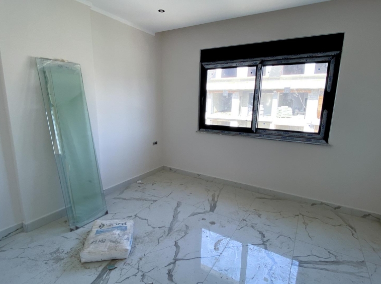 id1130a-two-level-apartment-with-sea-and-mountain-views-kargicak-area (8)