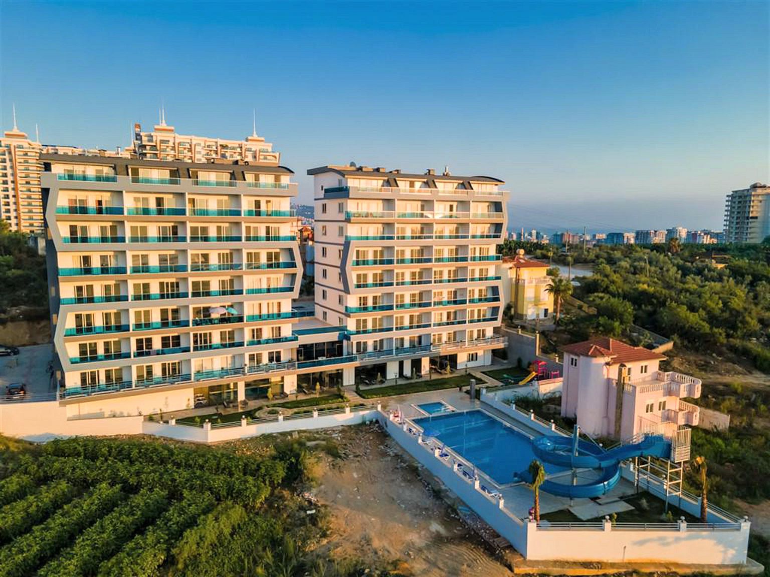 id1148a-furnished-apartment-with-sea-and-mountain-views-in-mahmutlar-area (1)
