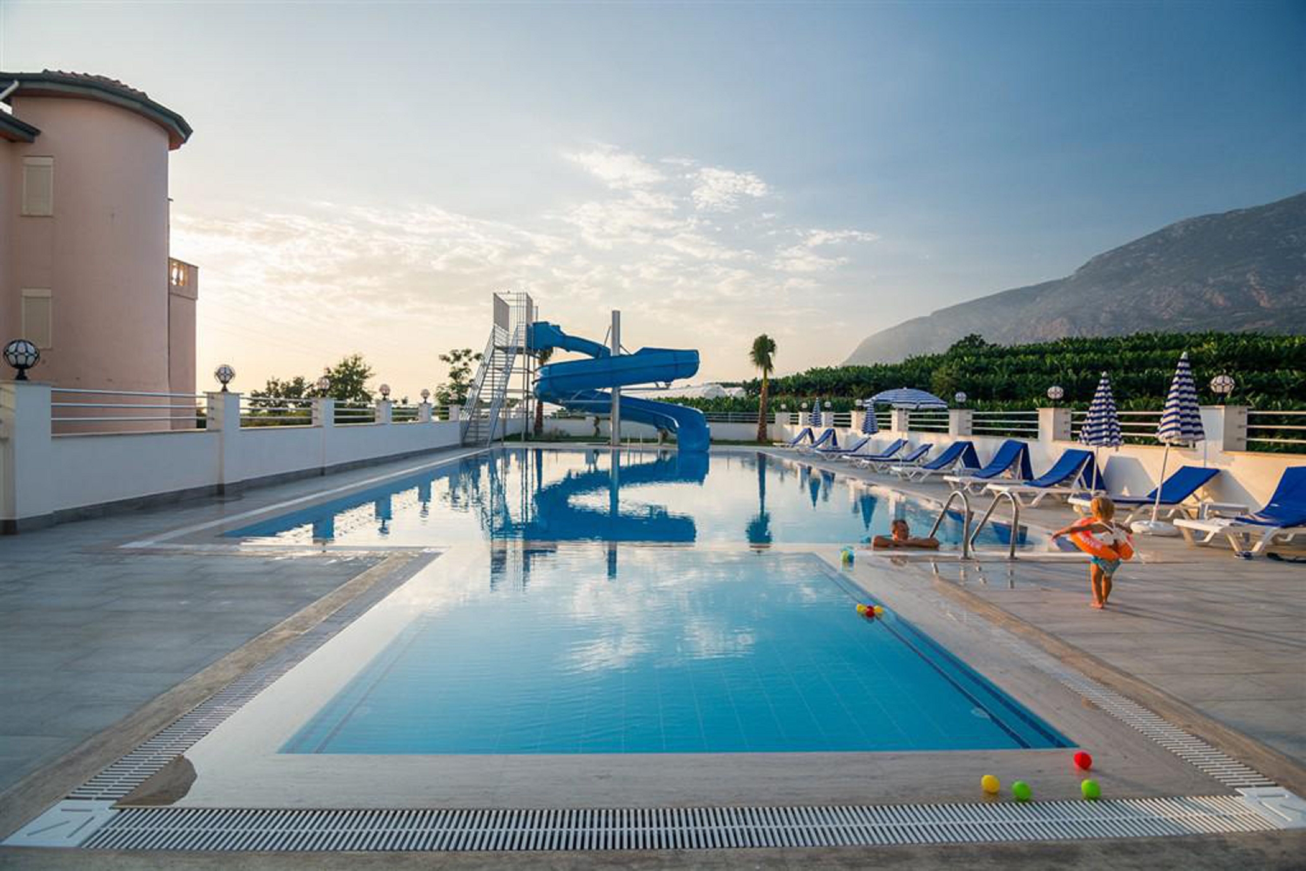 id1148a-furnished-apartment-with-sea-and-mountain-views-in-mahmutlar-area (3)