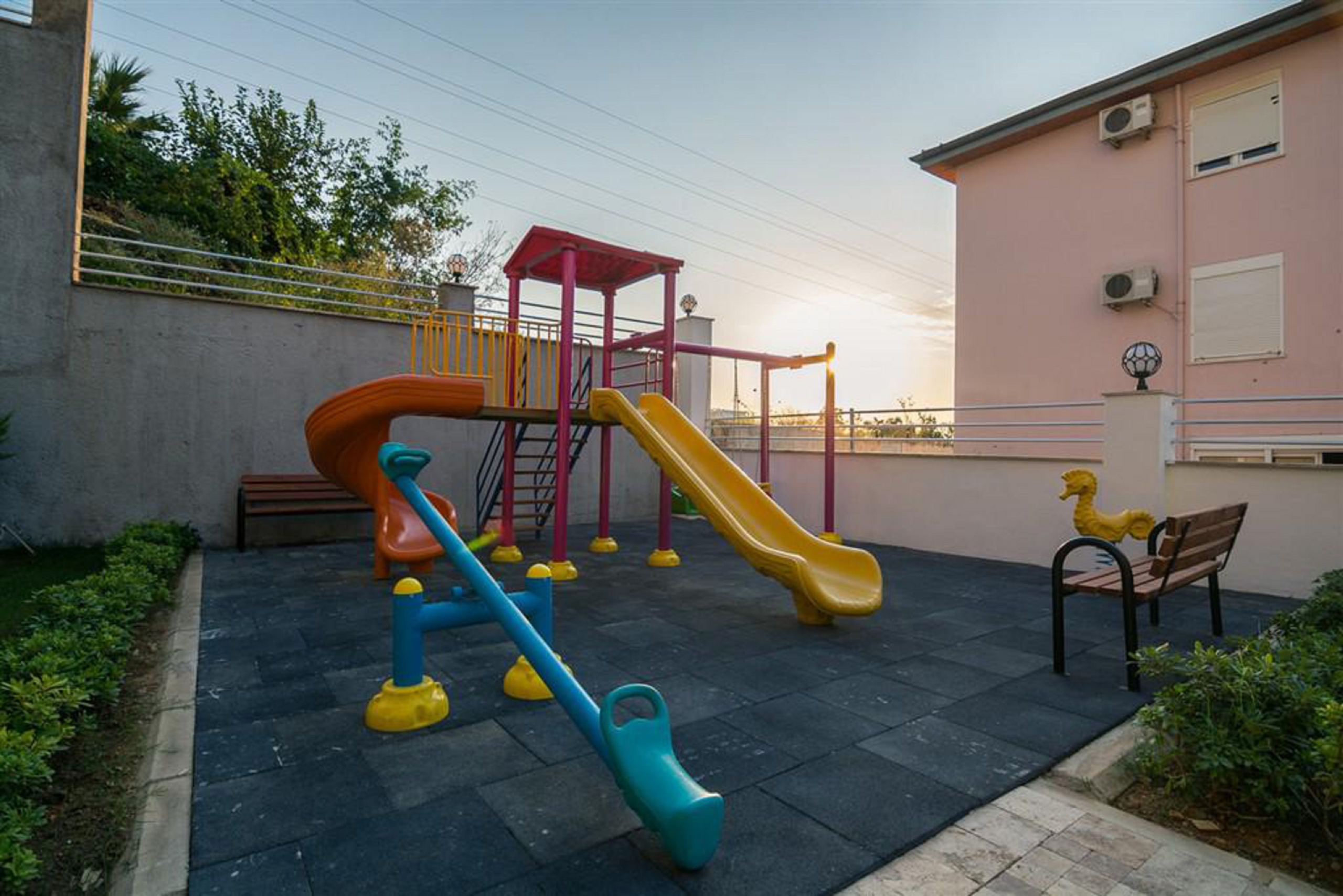 id1148a-furnished-apartment-with-sea-and-mountain-views-in-mahmutlar-area (4)