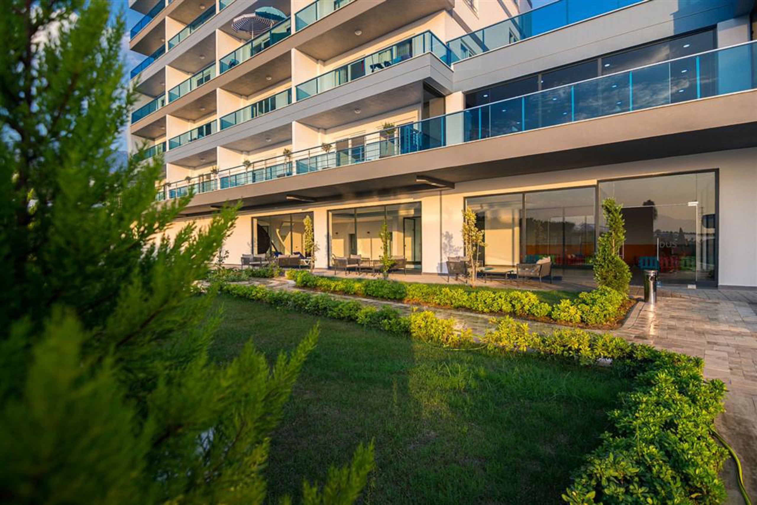 id1148a-furnished-apartment-with-sea-and-mountain-views-in-mahmutlar-area (8)