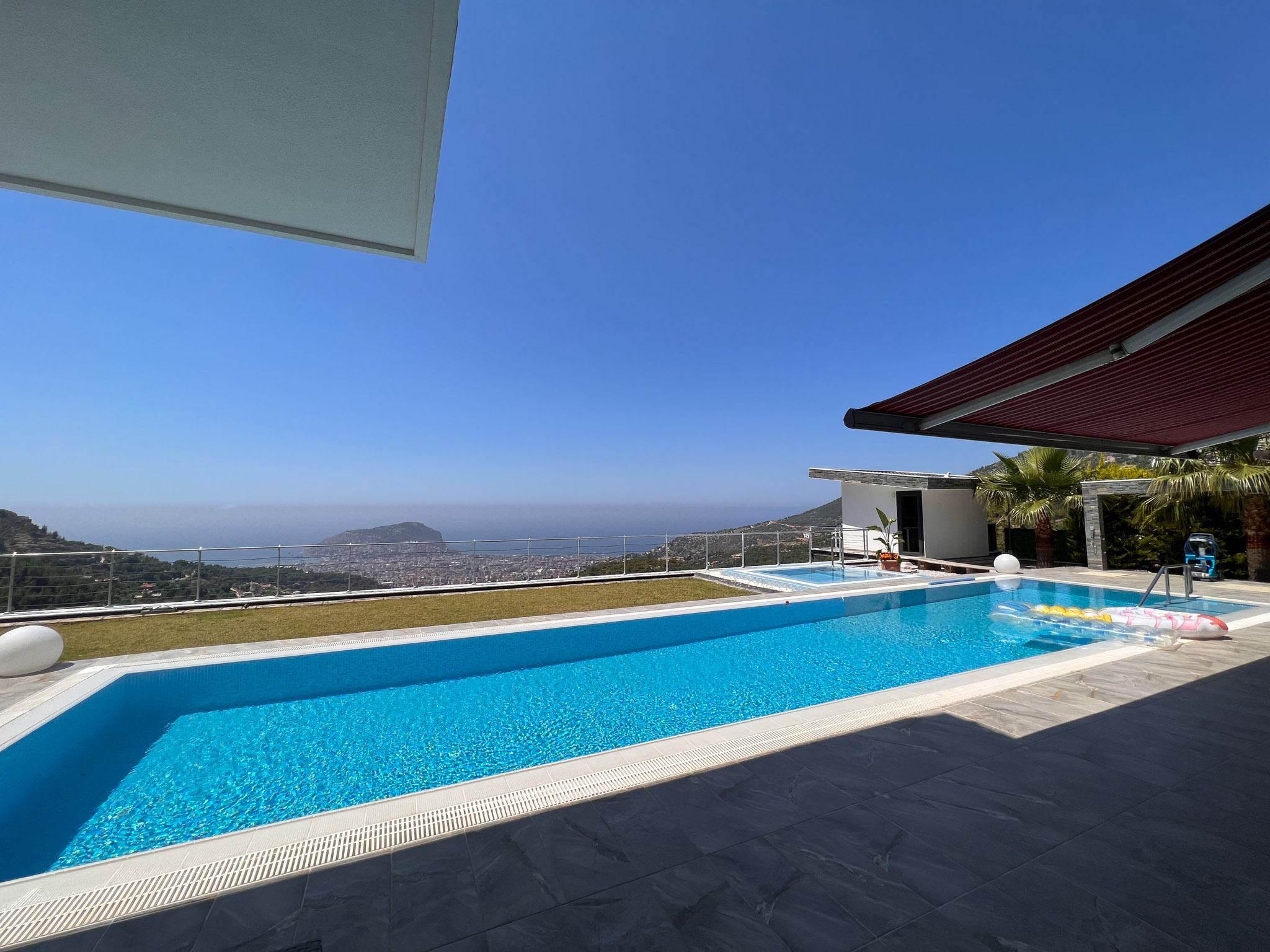 id994-two-storey-villa-41-with-private-pool-in-tepe-area (16)