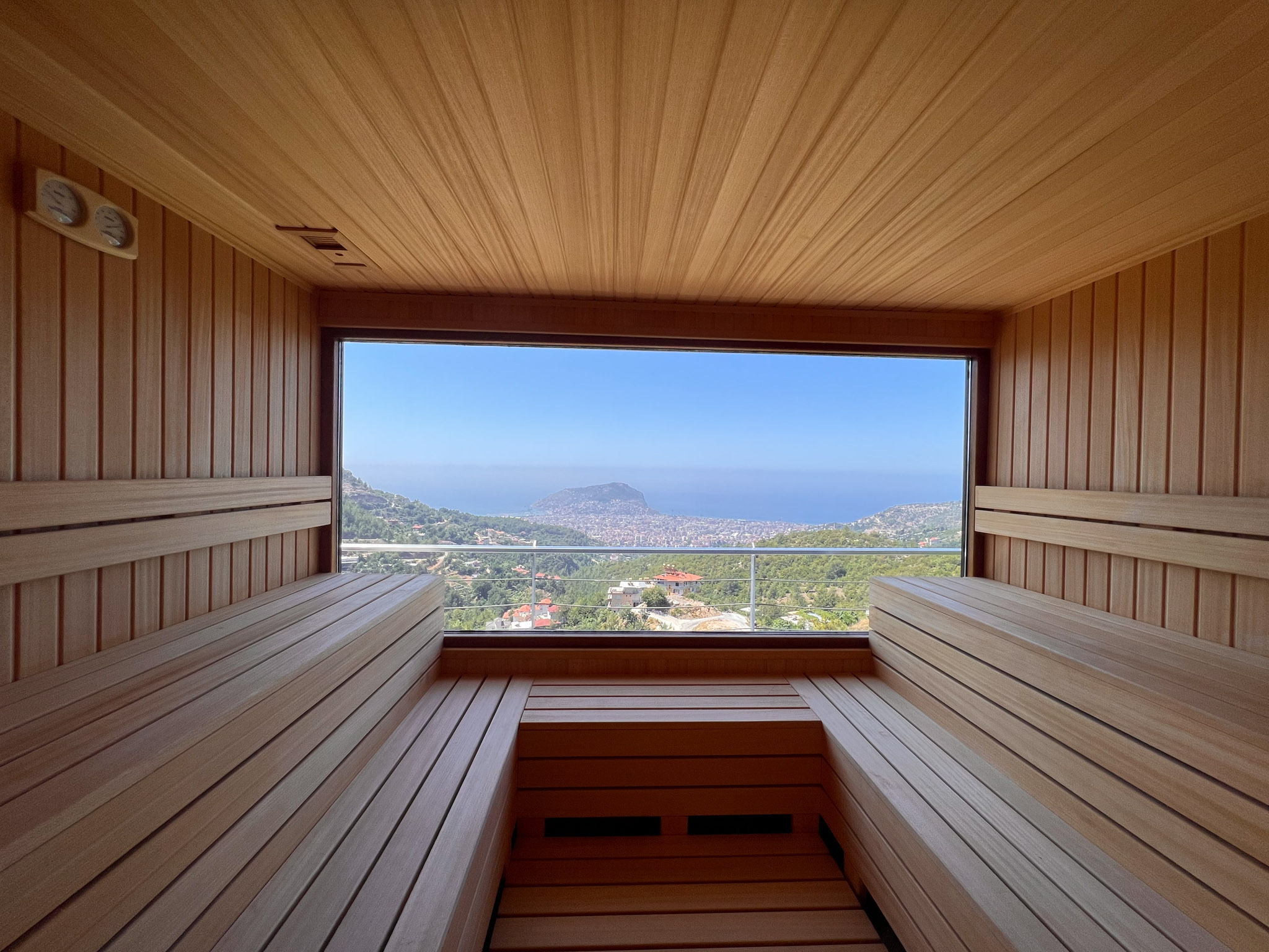 id994-two-storey-villa-41-with-private-pool-in-tepe-area (45)