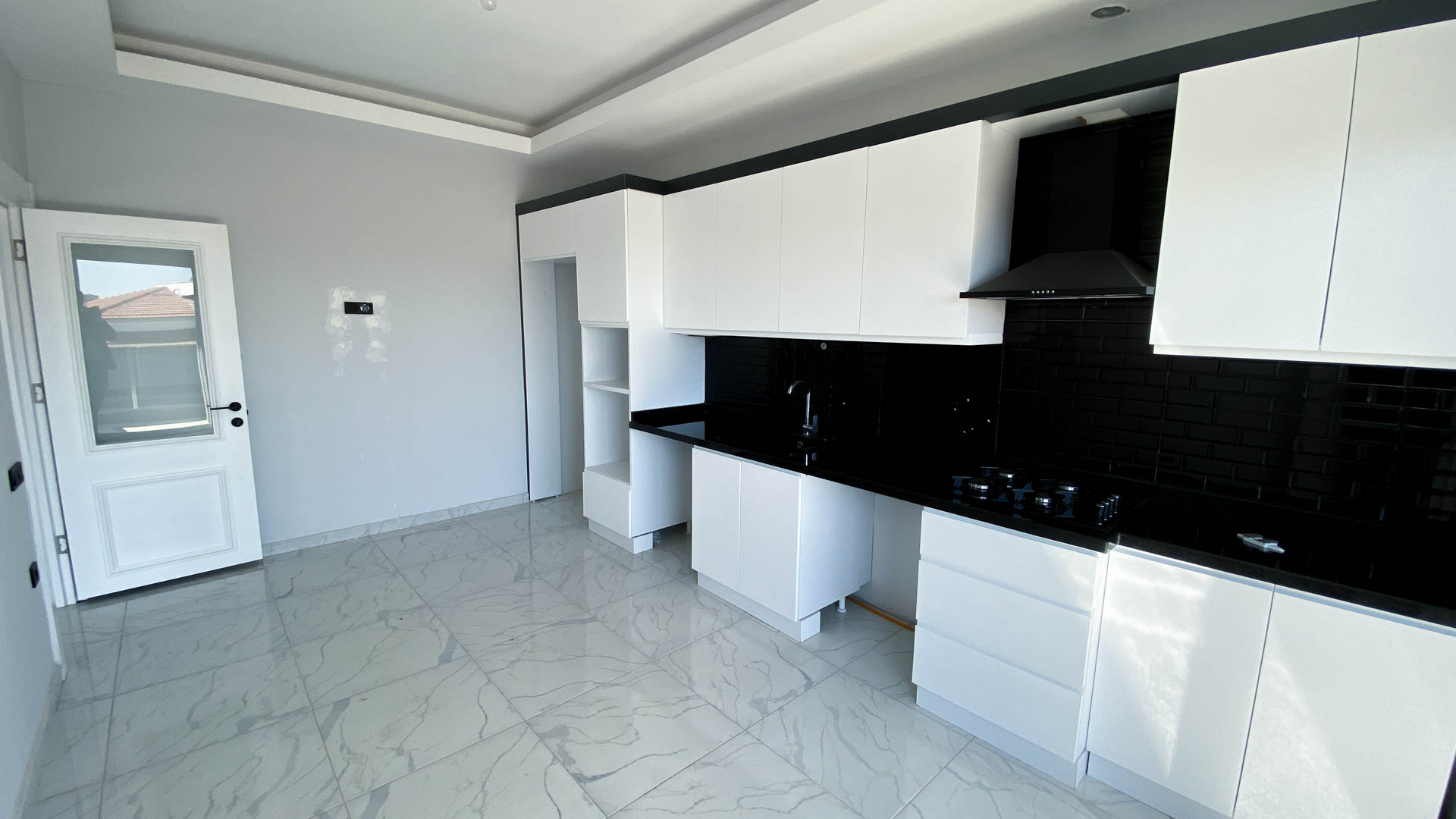 id1149а-apartment-overlooking-the-sea-and-the-fortress-in-oba-district (2)