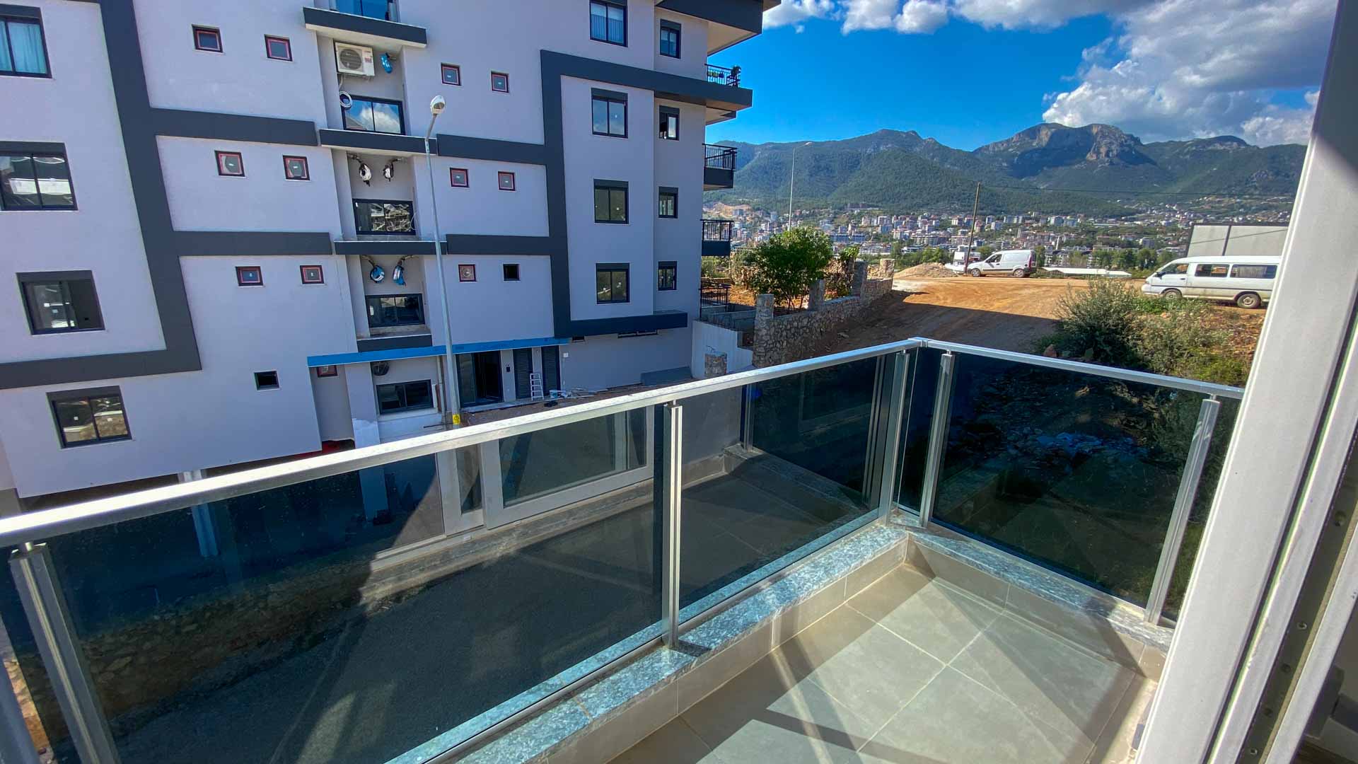id1149а-apartment-overlooking-the-sea-and-the-fortress-in-oba-district (21)