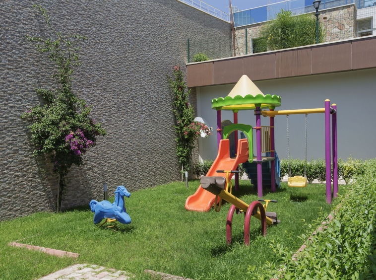 id1158а-spacious-furnished-villa-with-private-pool-in-kargicak-area (24)