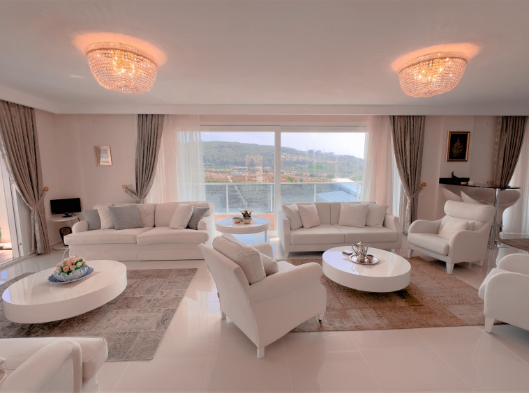 id1158а-spacious-furnished-villa-with-private-pool-in-kargicak-area (35)