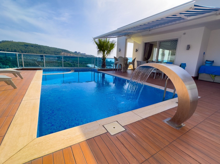 id1158а-spacious-furnished-villa-with-private-pool-in-kargicak-area (58)