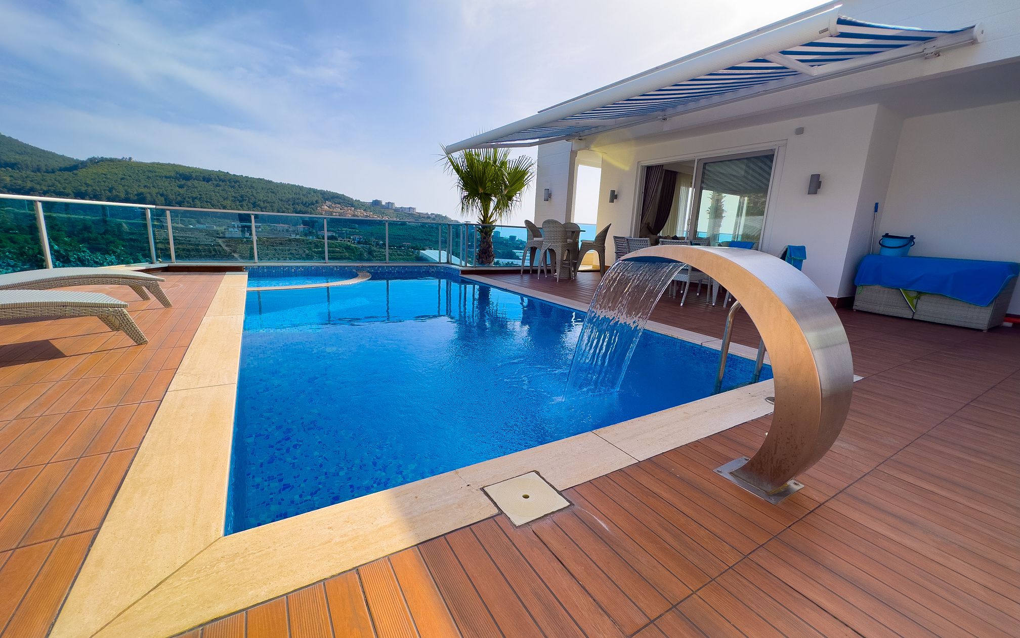id1158а-spacious-furnished-villa-with-private-pool-in-kargicak-area (58)