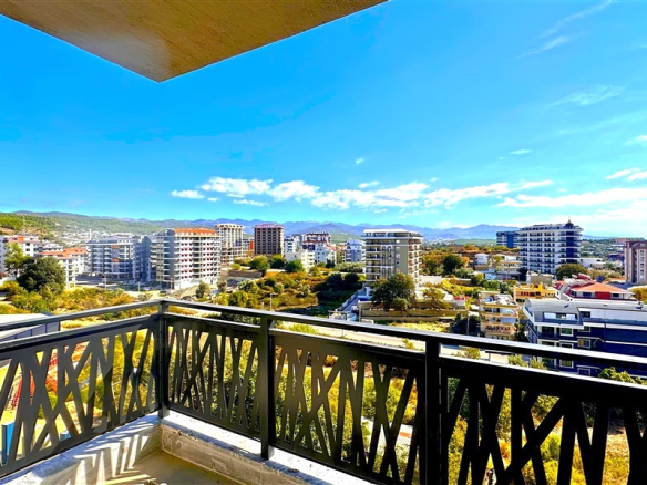 ID1249A 1+1 apartment with sea and mountain views in a VIP complex in Avsallar