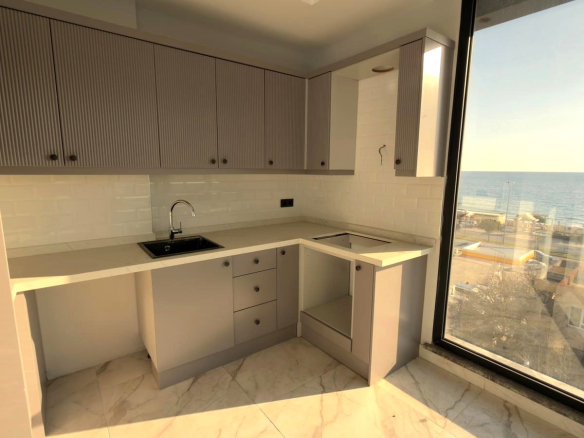ID1400a 2+1 duplex apartment with sea view on the 1st line in Kestel